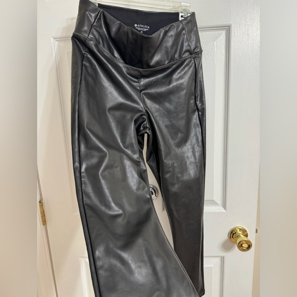 ATHLETA All Over Gleam Black Leggings Faux Leather Size M - Picture 8 of 11